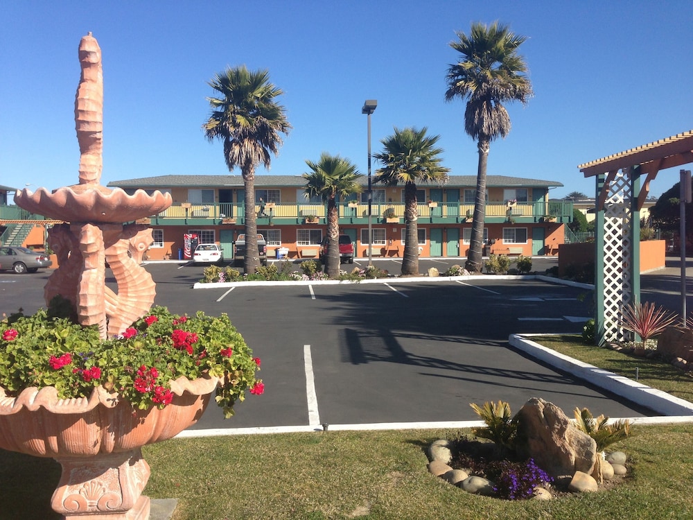 Sand Castle Inn - featured photo