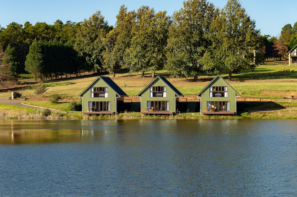 Springholm - carbon neutral hotel in Currys Post