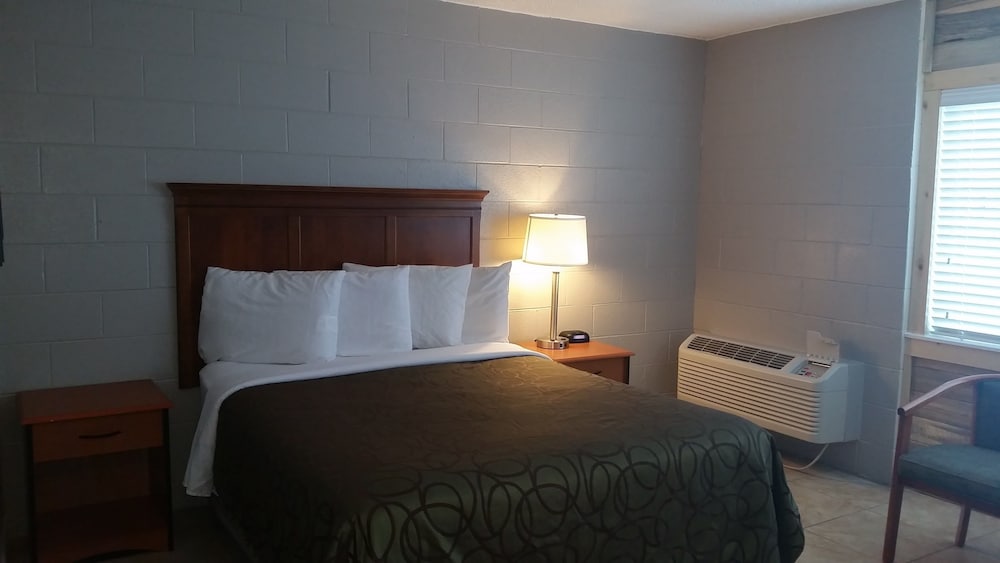 Motel West - photo 16