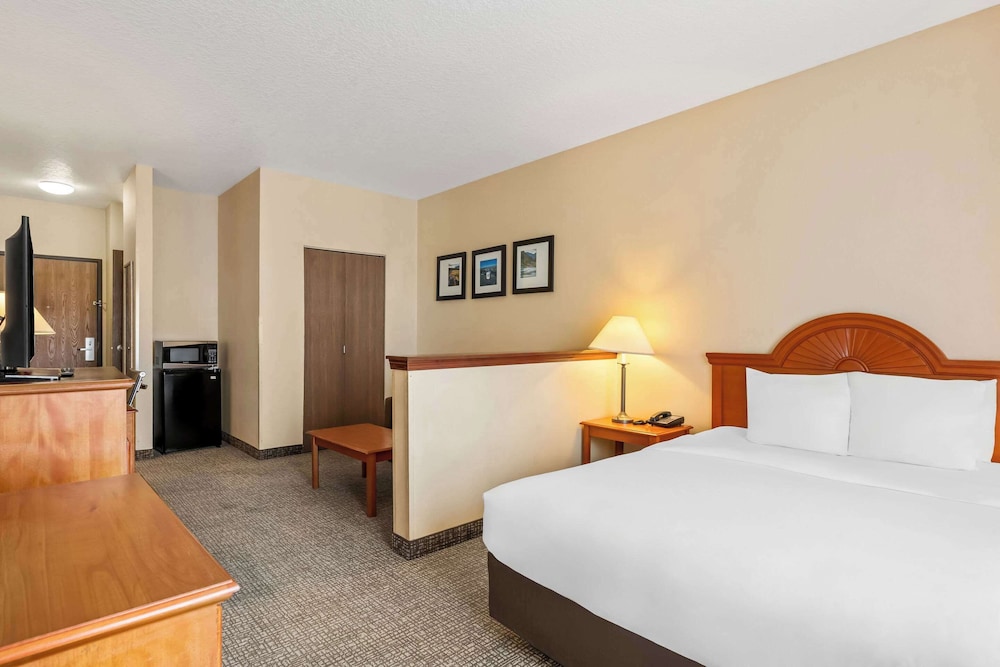 Comfort Inn & Suites Hermiston South - photo 33