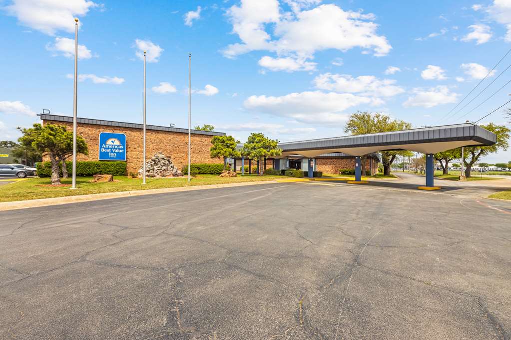 Americas Best Value Inn Ft. Worth Hurst — hotel in Hurst