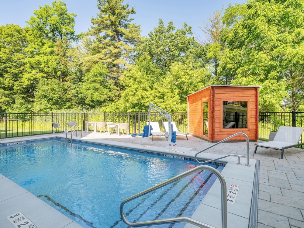 Hotel Brookmere & Arbor Spa - photo 37
