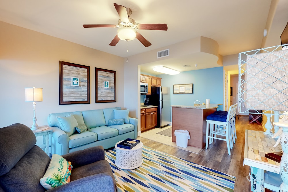 Carillon Beach Inn - photo 11