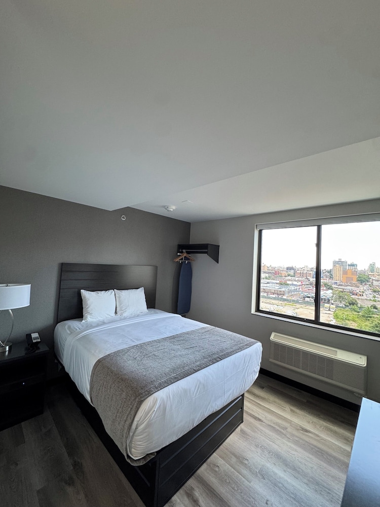 Capital Hotel - photo 6