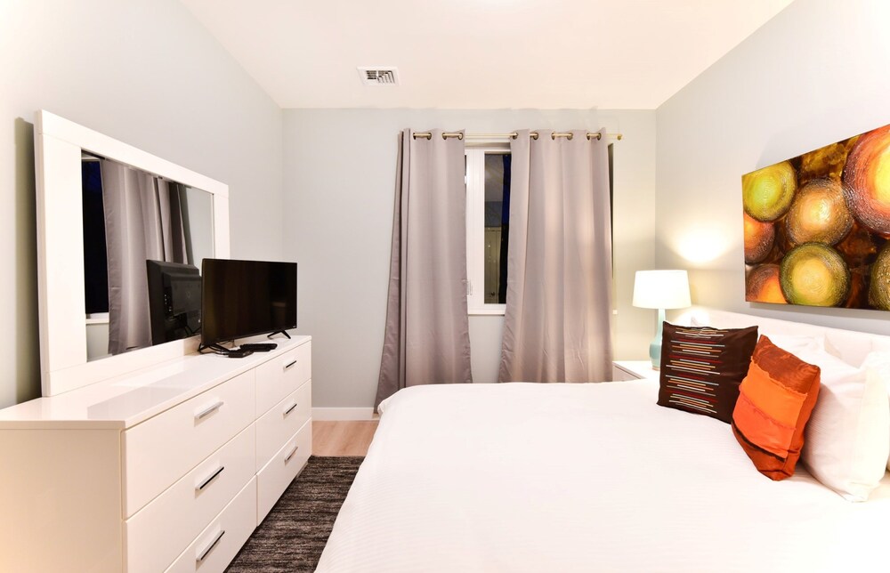 Global Luxury Suites Longwood Medical - photo 12