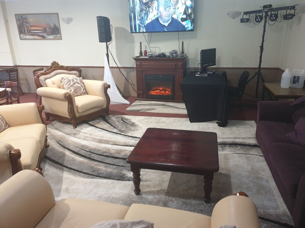 Rest Easy Motel in Wentworth Falls, Australia