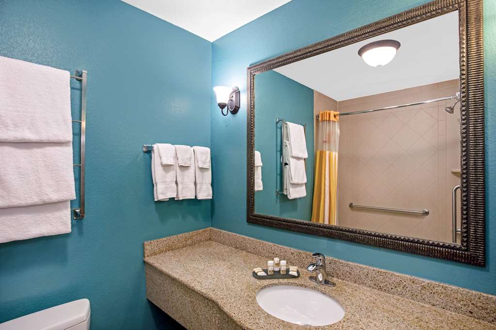 La Quinta Inn & Suites by Wyndham PCB Pier Park area - photo 15