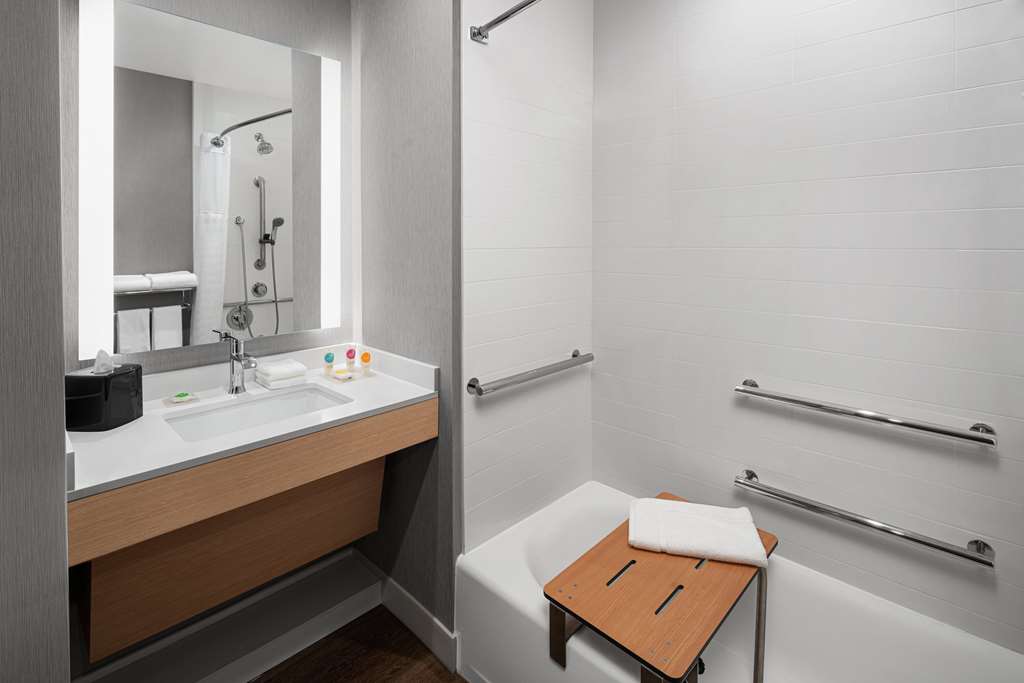 Hyatt Place Atlanta Perimeter Center - photo 31