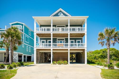 Pier Walker by Oak Island Accommodations - photo 3