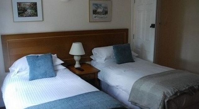 Derby Inn - carbon neutral hotel in Hook