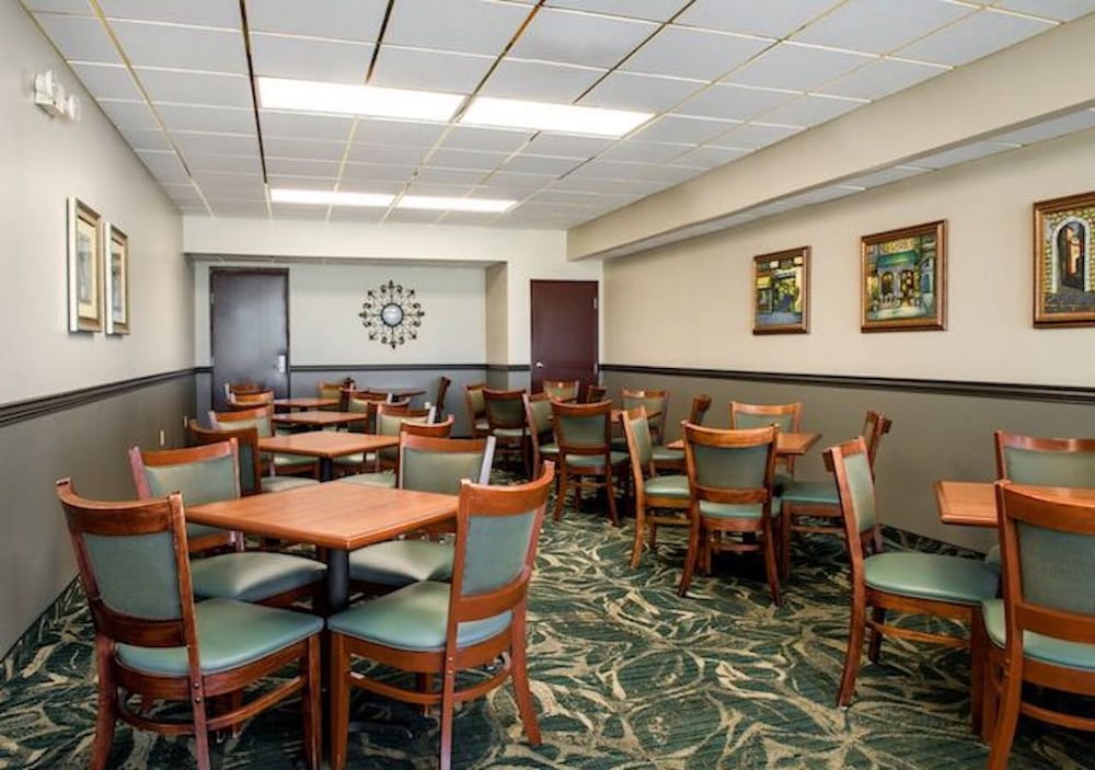 Savannah House Hotel - photo 47