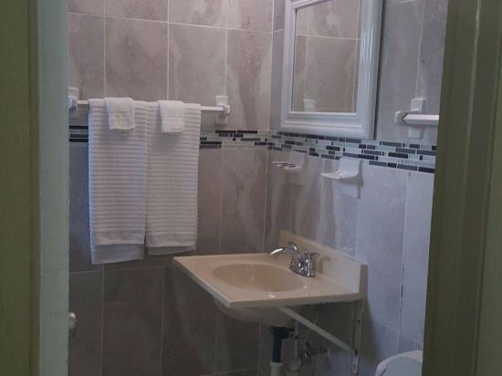 Tamiami Motel - photo 12