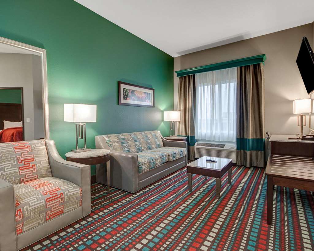 MainStay Suites Hobbs - photo 9