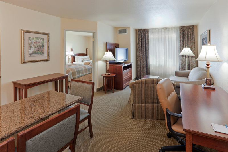 Staybridge Suites Sacramento Airport Natomas - photo 25