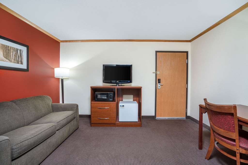 AmericInn by Wyndham Park Rapids - photo 19