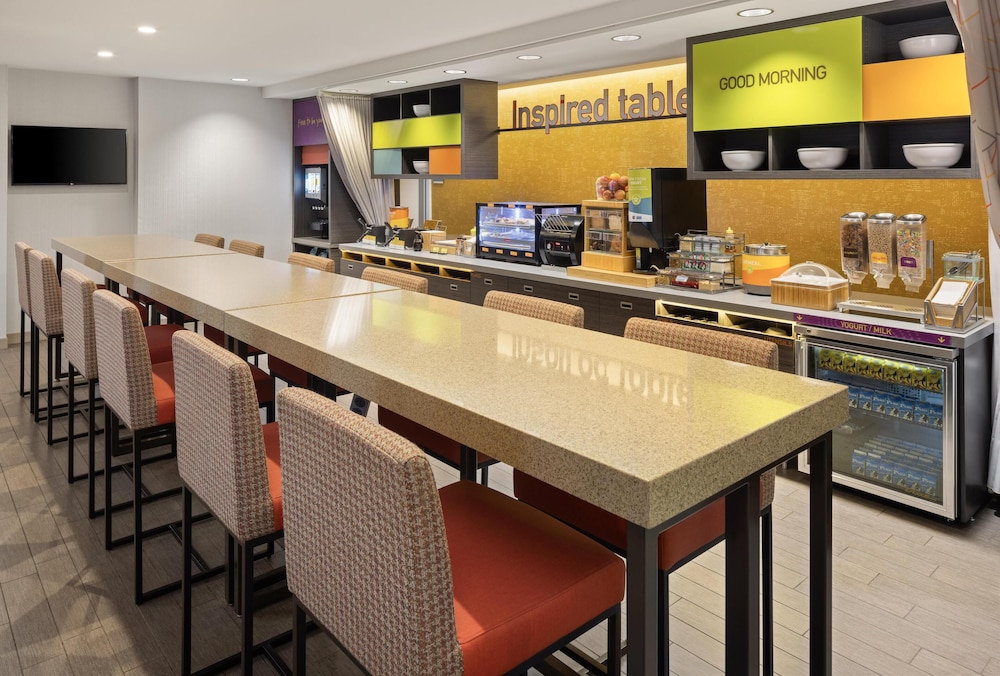 Home2 Suites by Hilton Roseville Minneapolis - photo 34