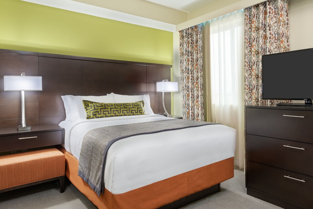 Staybridge Suites Miami International Airport an IHG Hotel - photo 5