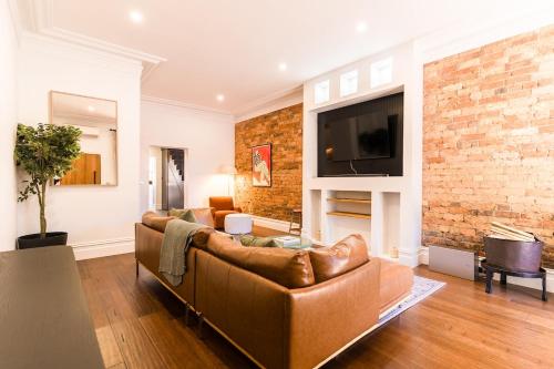 Elegant Seddon Stay Historic Charm Modern Twist — Seddon