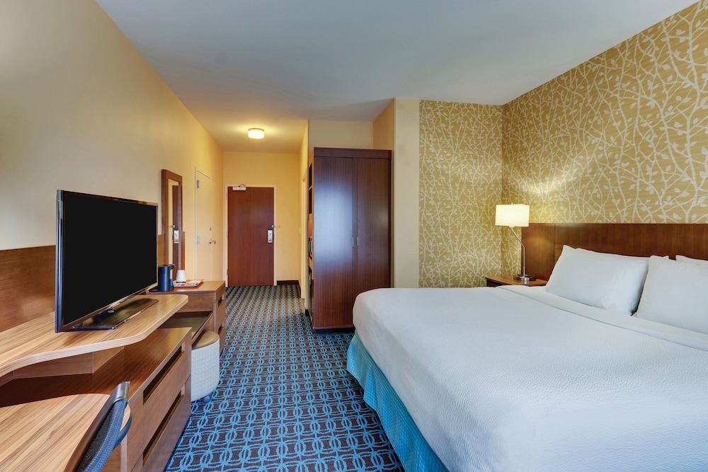 Fairfield Inn & Suites Dunn I 95 - photo 26