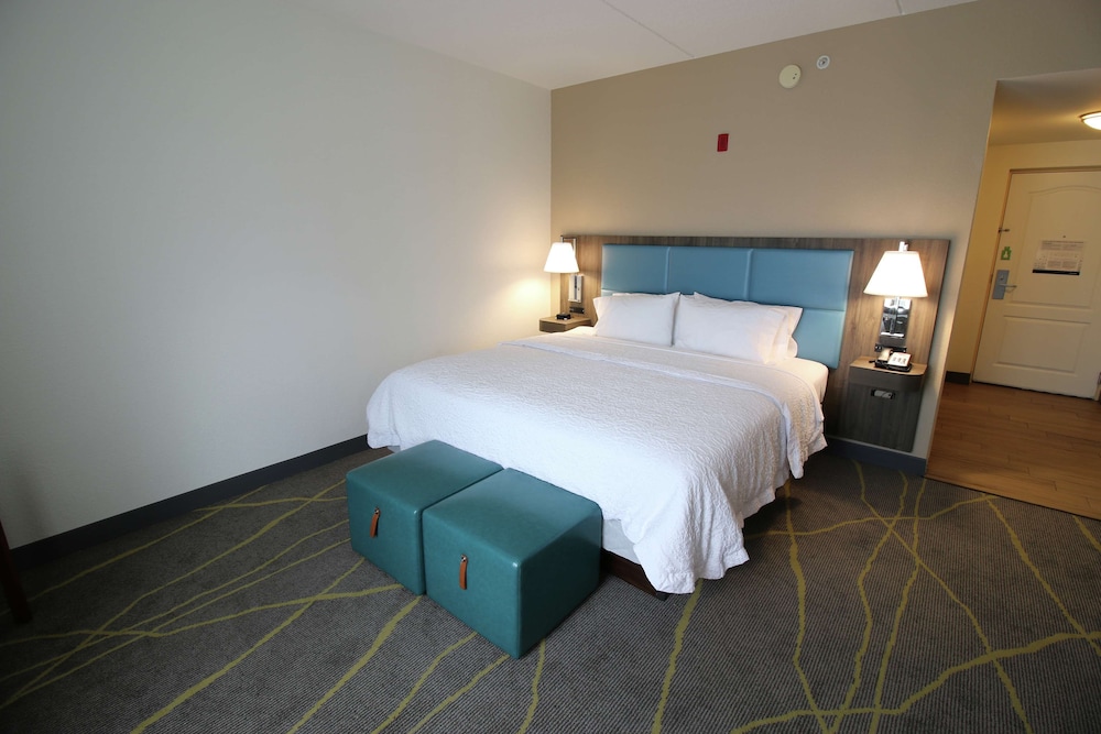 Hampton Inn & Suites Palm Coast - photo 13