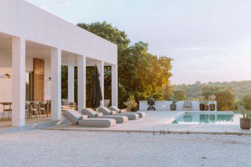 Villa Quercia Puglia — 4-Star Luxury Hotel in Cisternino, Italy