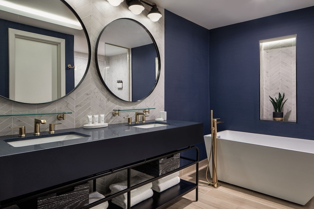 The Ellison Oklahoma City a Tribute Portfolio Hotel - photo 15