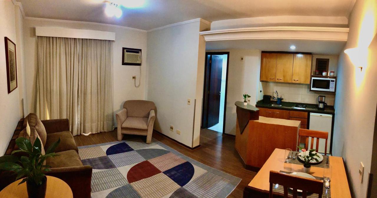 Apartamento aconchegante no Batel — 4-Star Luxury Hotel in Curitiba, Brasil