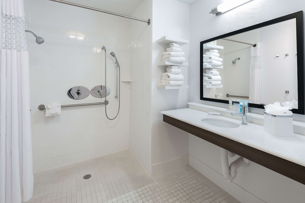 Hampton Inn & Suites San Antonio Brooks City Base - photo 21