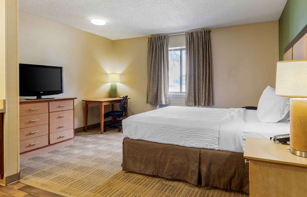 Extended Stay America Charleston Northwoods Bl - photo 10