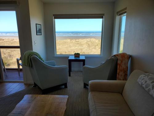 Moonstone Beach Motel - photo 93