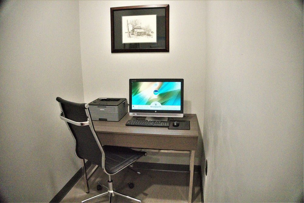 Brookstone Fort Dodge - photo 40