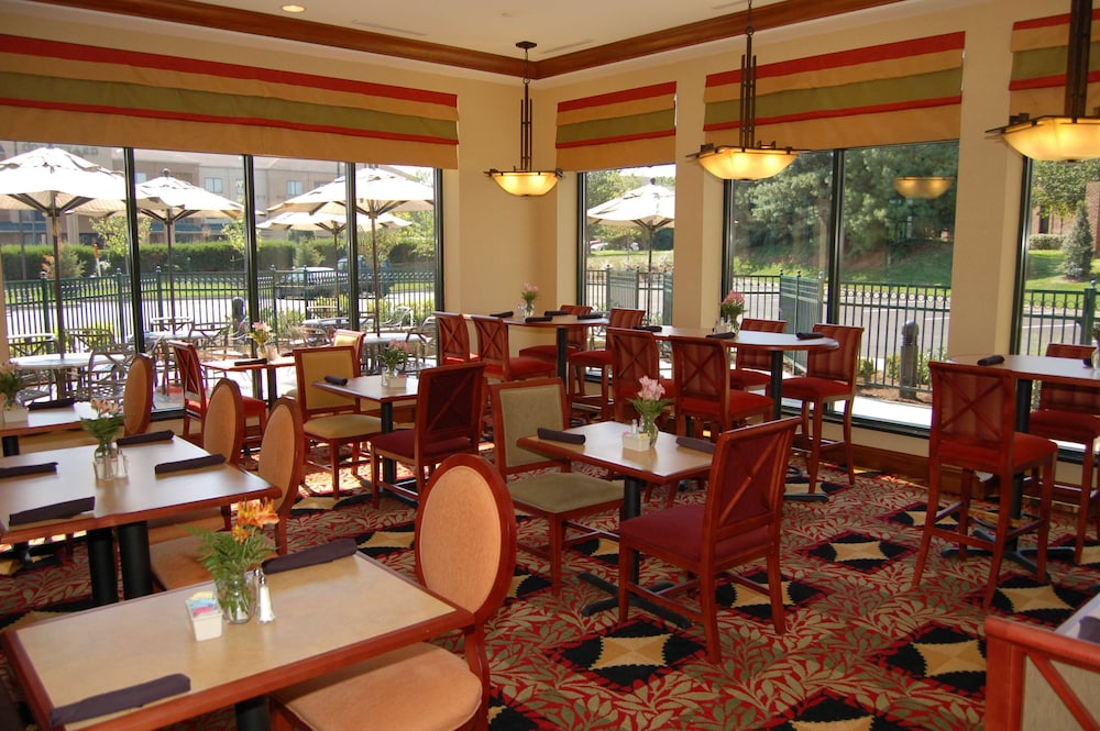 Hilton Garden Inn Bowling Green - photo 62