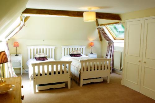 Leeds Castle Holiday Cottages — 4-Star Luxury Hotel in Maidstone, United Kingdom