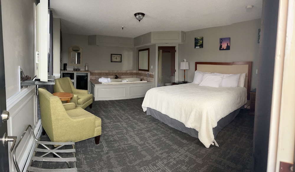 Vacationland Inn & Suites - photo 16
