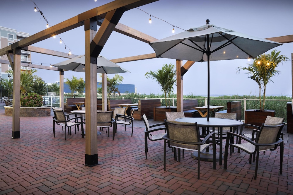 Hampton Inn & Suites Ocean City Bayfront Convention Center - photo 48