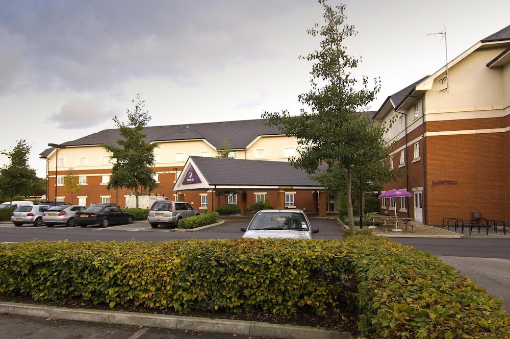 Premier Inn Warrington - carbon neutral hotel in Warrington