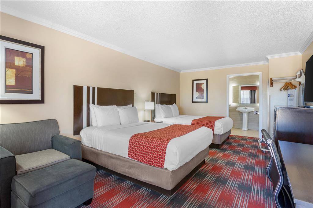 Best Western Brady Inn - photo 8