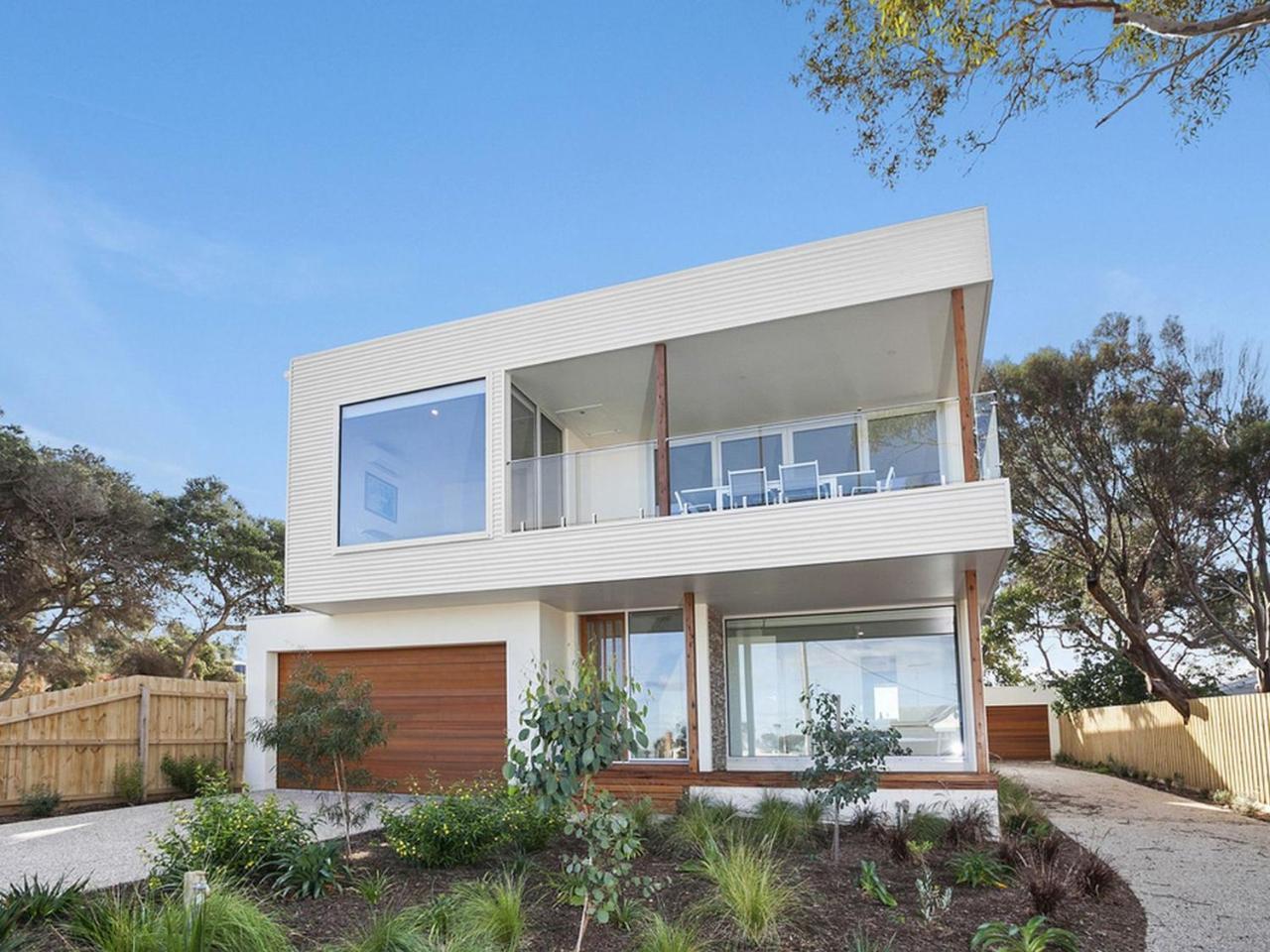 Beales Bliss 6a in Torquay, Australia