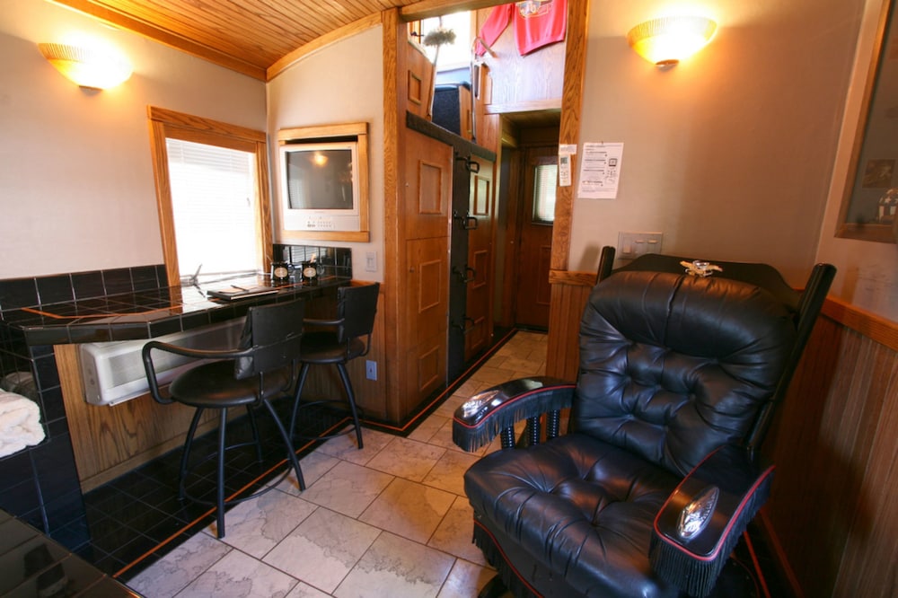 Featherbed Railroad Company - photo 46