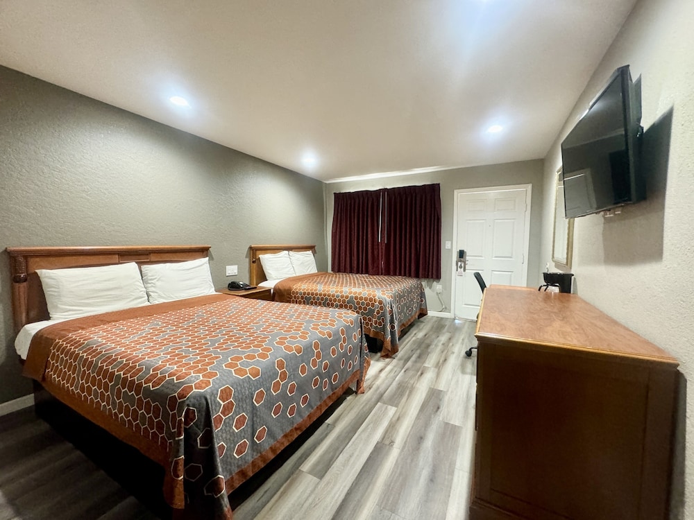Villa Court Inn Oroville - photo 5