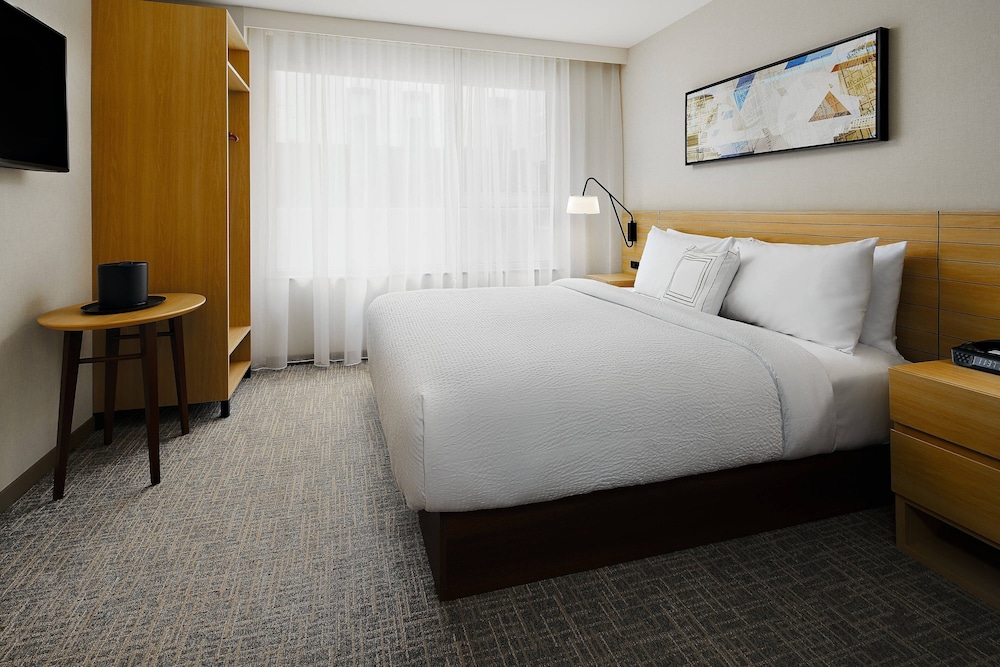 TownePlace Suites by Marriott New York Manhattan - photo 12