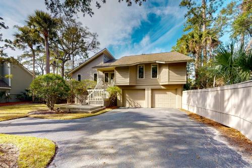 181 Marsh Island in Kiawah Island, United States