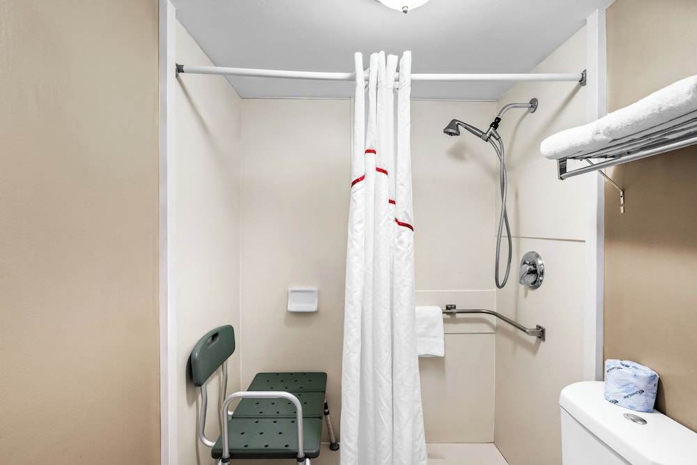 Red Roof Inn Hot Springs - photo 22