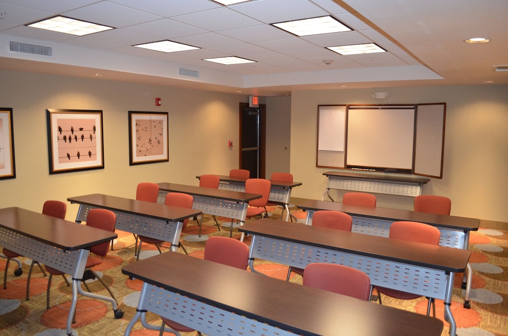 Staybridge Suites Bowling Green by IHG - photo 73