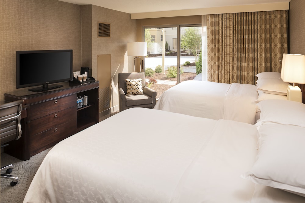 Sheraton Hartford South Hotel - photo 8