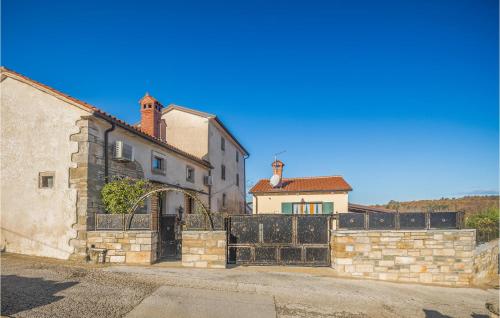 Stunning Apartment In Groznjan — 4-Star Luxury Hotel in Groznjan, Croatia