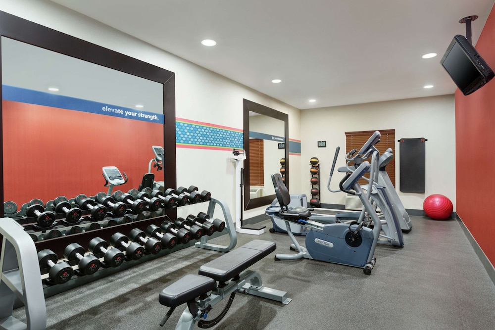 Hampton Inn Abilene - photo 19