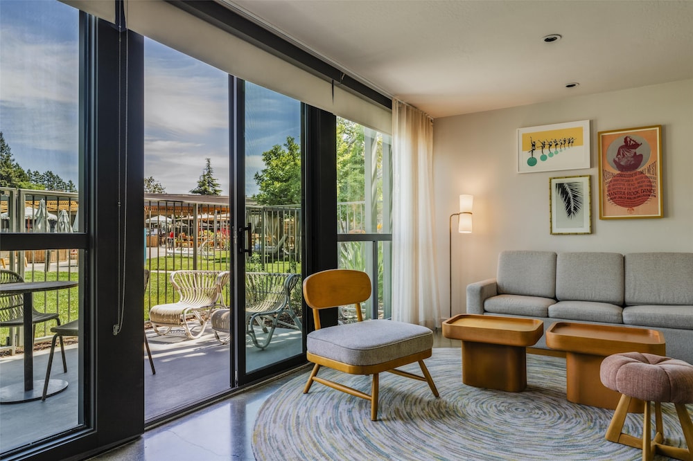 Flamingo Resort & Spa Santa Rosa Sonoma Tapestry by Hilton - photo 15