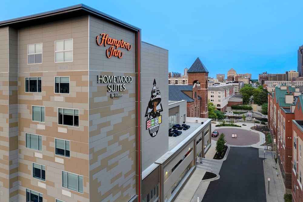 Homewood Suites by Hilton Indianapolis Downtown IUPUI in Indianapolis, United States