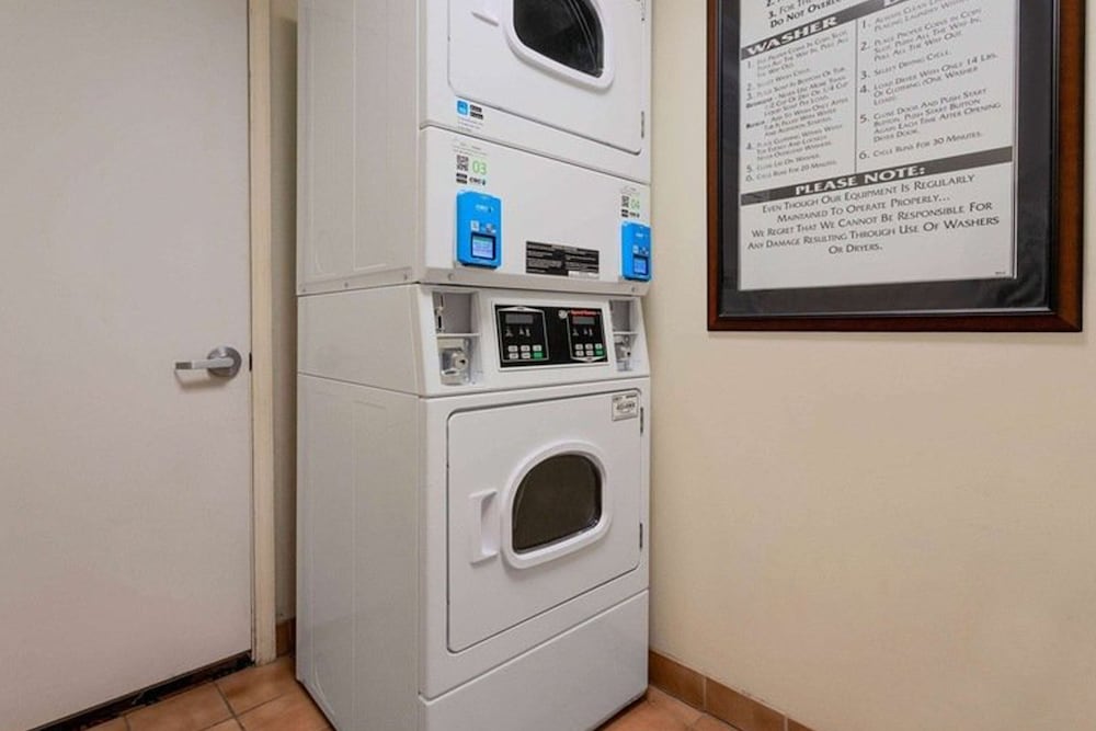 Norwood Inn & Suites by BlissPoint Post Rd Indianapolis - photo 50